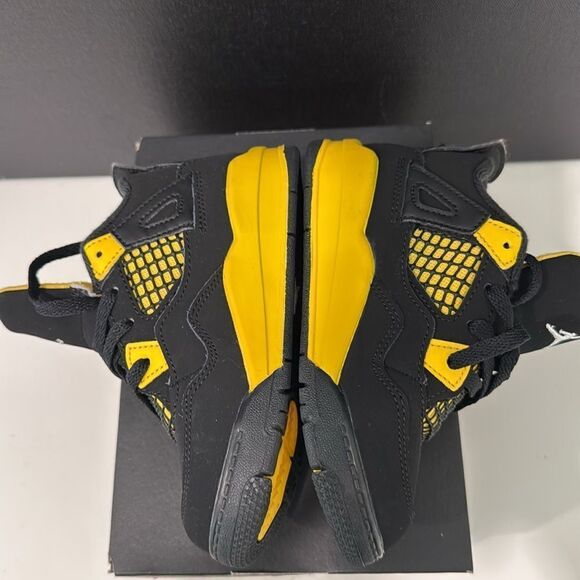 Kids Nike Air Jordan 4 Retro “Thunder” - Picture 3 of 9